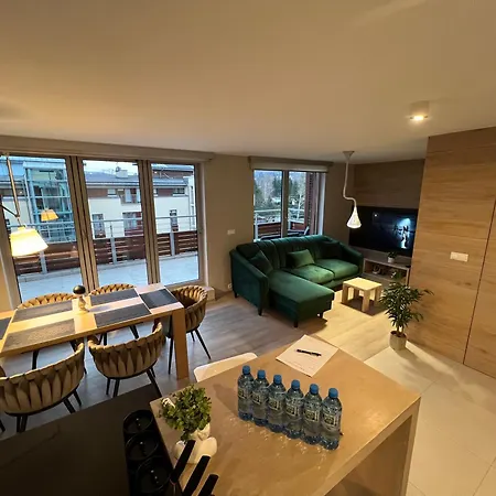 Zeta - 2 Apartment