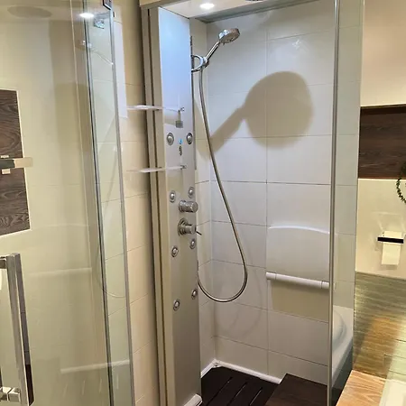 Zeta - 2 Appartement