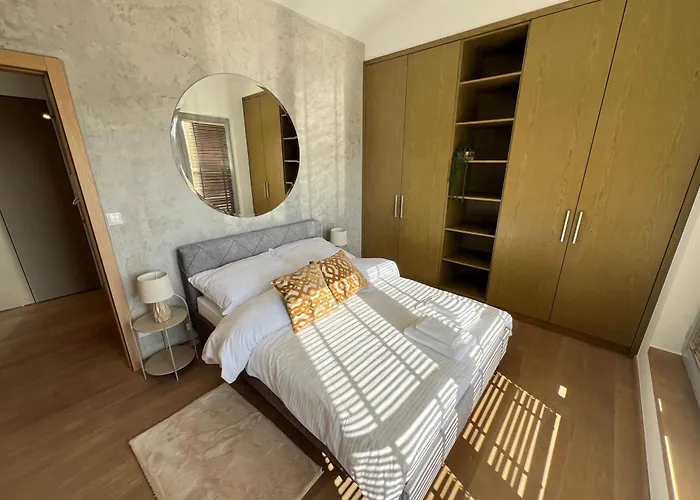 Zeta - 2 * Устронь